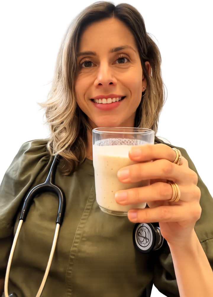 Médica especialista sosteniendo la mezcla del Segredo da Insulina